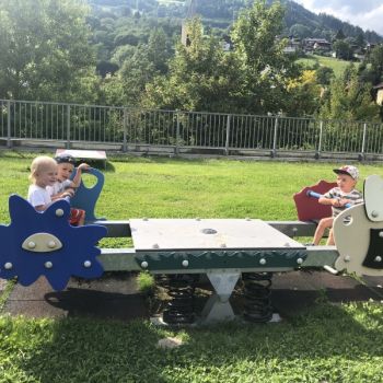 Spielplatz3.jpg