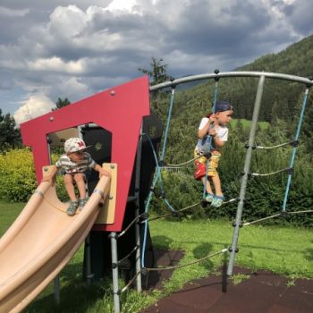 Spielplatz5.jpg